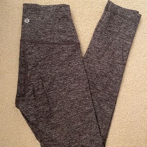 Lululemon Wunder Under leggings